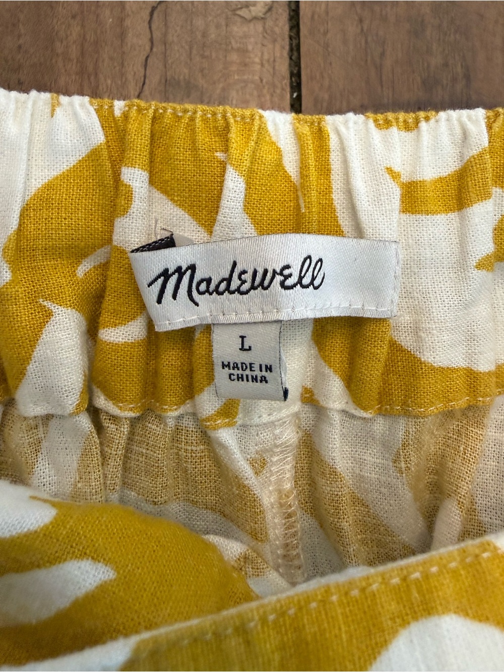 Madewell Mustard and White Floral skirt size xl and tank size small - Picture 16 of 17